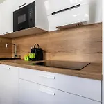 Elegant 2 - Bedroom Flat In Cannes